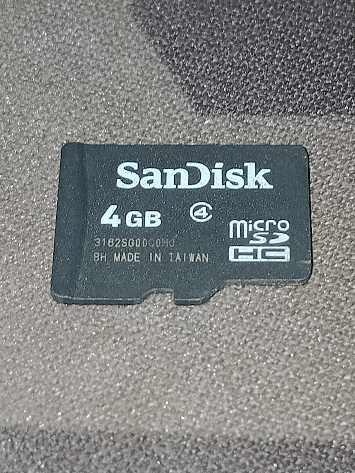 SanDisk MicroSDHC 4GB